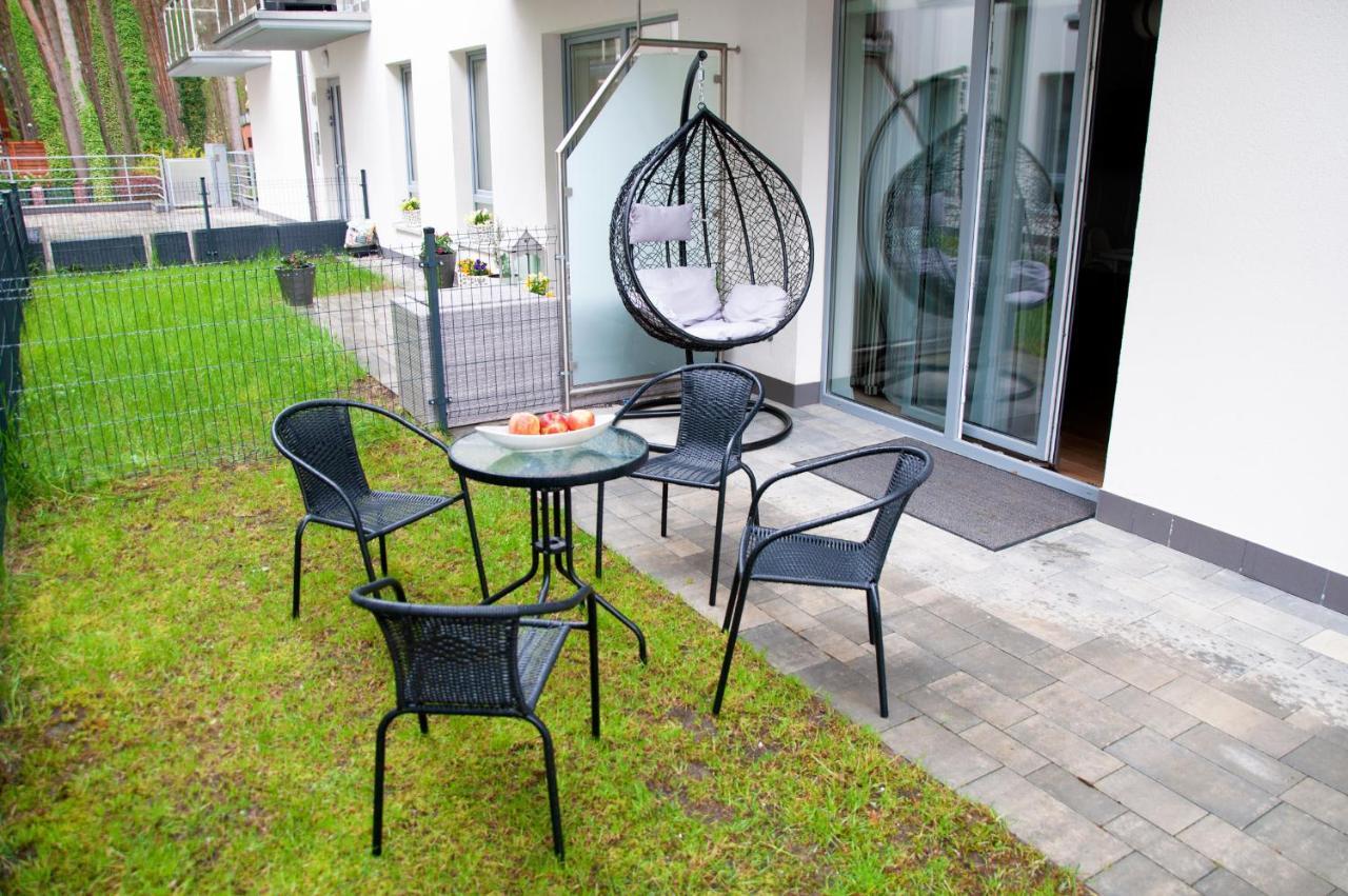Apartament Ikar - 2 Pokojowy Przy Morzu Z Wlasnym Ogrodkiem Pobierowo Luaran gambar