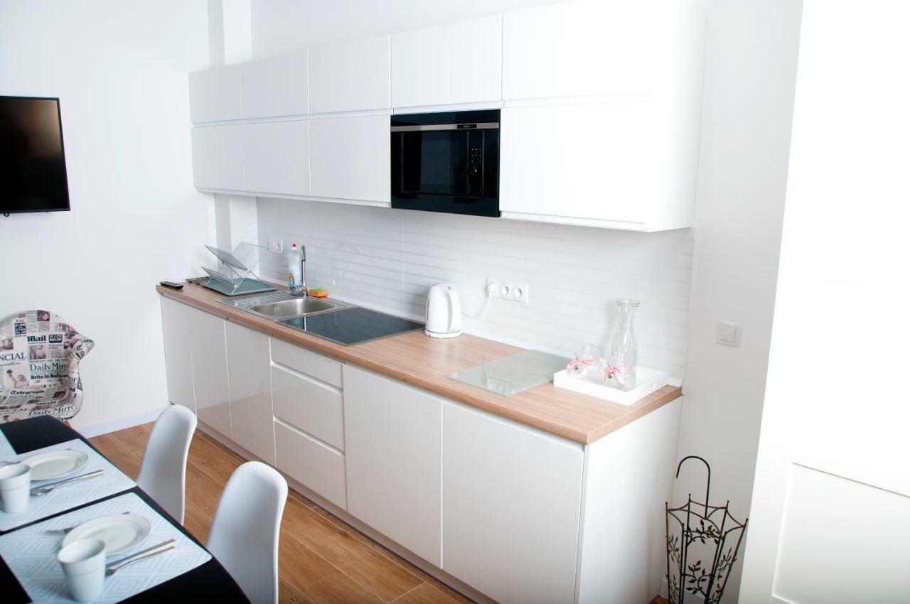 Apartament Ikar - 2 Pokojowy Przy Morzu Z Wlasnym Ogrodkiem Pobierowo Luaran gambar